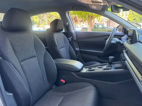 Used 2023 Honda Accord LX image 24