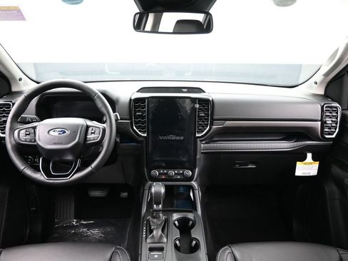 New 2025 Ford Ranger Lariat w/ Chrome Accent Package image 32