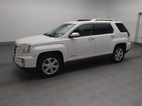 Used 2017 GMC Terrain SLT AWD/4WD image 2