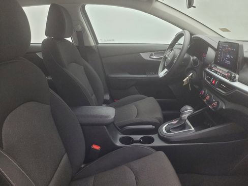 Used 2024 Kia Forte LXS FWD image 21