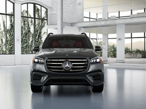 New 2026 Mercedes-Benz GLS 580 4MATIC image 7