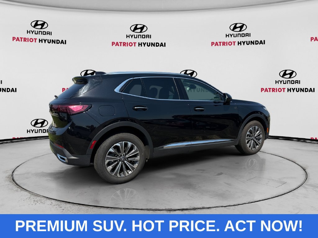 Used 2024 Buick Envision Preferred AWD/4WD image 3