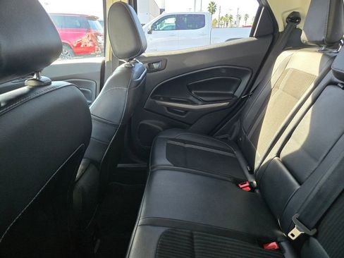Used 2020 Ford EcoSport SES image 4