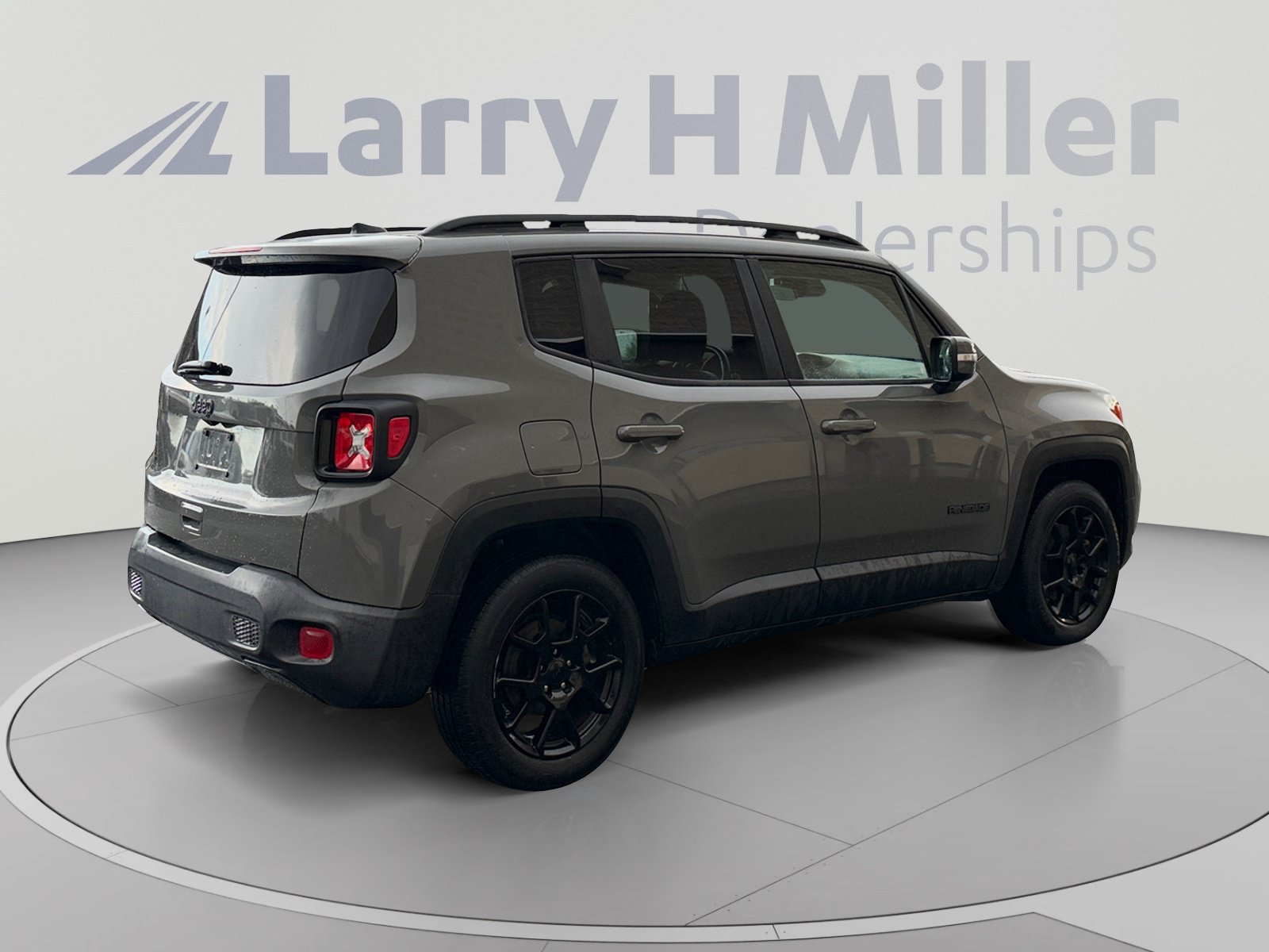 Used 2020 Jeep Renegade Altitude FWD image 5
