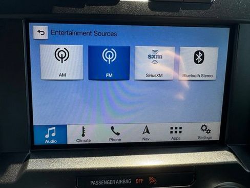Used 2019 Ford F150 Lariat w/ Equipment Group 502A Luxury AWD/4WD image 6