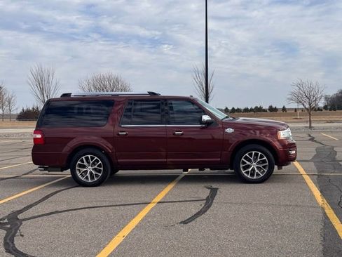 Used 2015 Ford Expedition EL King Ranch image 2