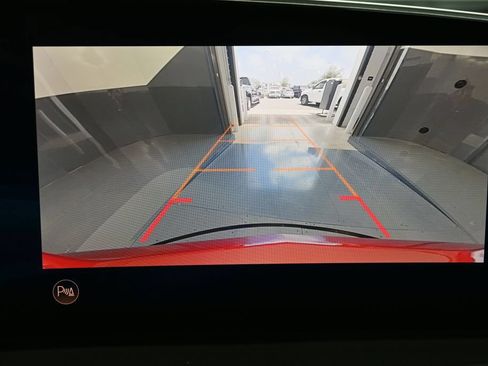 Certified 2024 Cadillac XT4 Premium Luxury w/ Technology Package FWD image 11