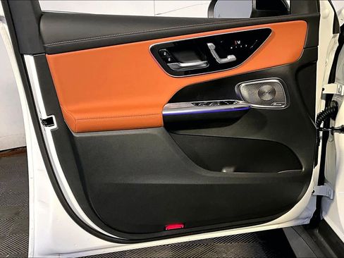 New 2026 Mercedes-Benz GLC 300 4MATIC image 11