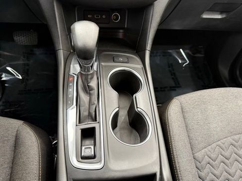 Used 2023 Chevrolet Equinox LT w/ LPO, Floor Liner Package AWD/4WD image 38