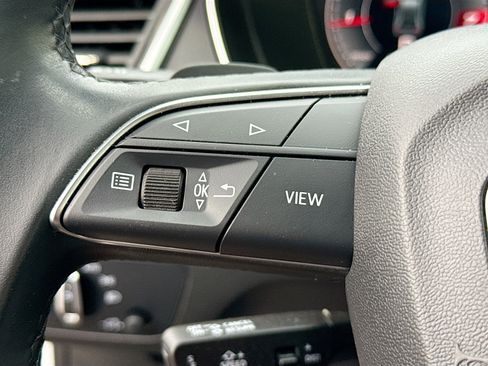 Used 2021 Audi Q5 Premium Plus w/ Premium Plus Package image 36