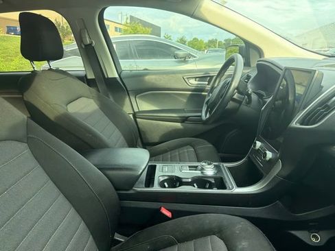 Used 2022 Ford Edge SE AWD/4WD image 2