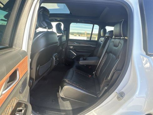 Used 2022 Jeep Grand Cherokee Summit w/ Advanced Protech Group IV image 26