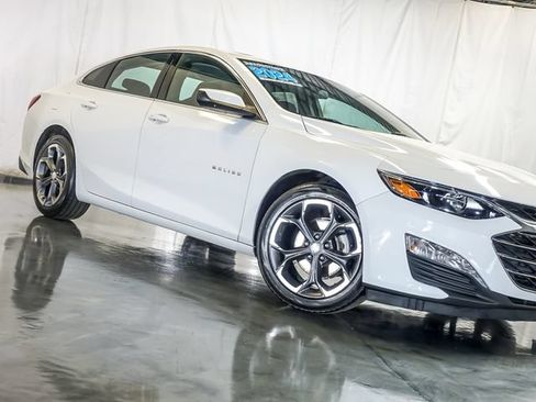 Used 2024 Chevrolet Malibu LT FWD image 5