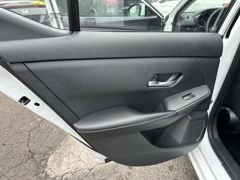 Used 2023 Nissan Sentra SV image 17