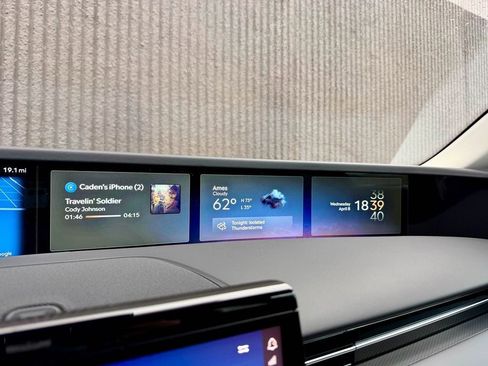 New 2026 Lincoln Nautilus Premier w/ Equipment Group 102A image 45