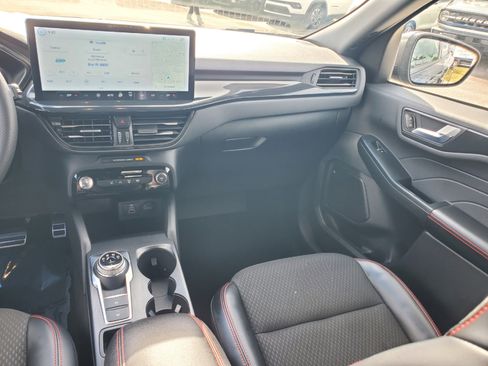 Certified 2024 Ford Escape ST-Line w/ Tech Pack #1 image 18