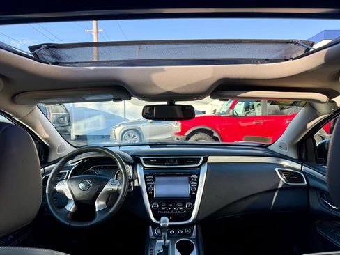 Used 2015 Nissan Murano Platinum w/ Platinum Technology Package AWD/4WD image 28