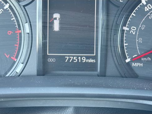 Used 2020 Toyota 4Runner SR5 image 36