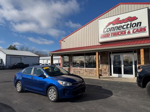 Used 2020 Kia Rio S image 2