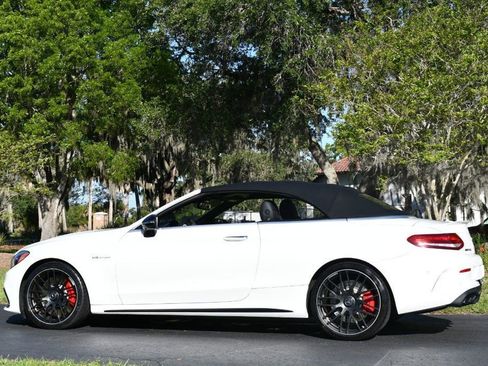 Used 2017 Mercedes-Benz C 63 AMG S image 4