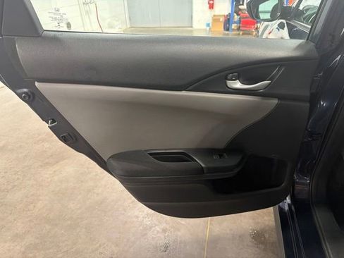 Used 2021 Honda Civic EX image 10