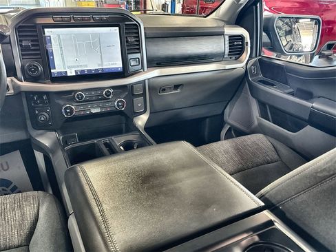 Used 2021 Ford F150 XLT w/ Equipment Group 302A High image 27