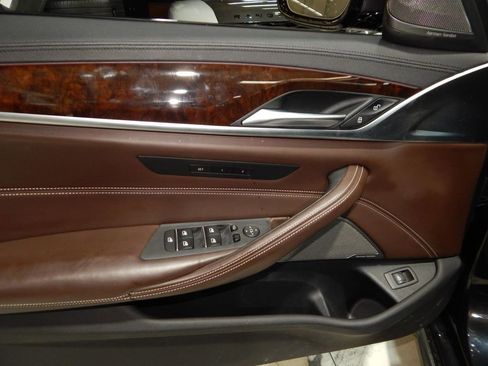 Used 2020 BMW 540i xDrive w/ M Sport Package image 13