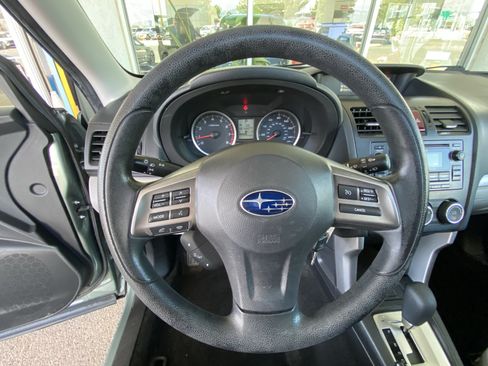 Used 2014 Subaru Forester 2.5i Premium w/ All-Weather Package AWD/4WD image 20