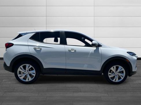 Used 2025 Buick Encore GX Preferred w/ Comfort Package AWD/4WD image 2