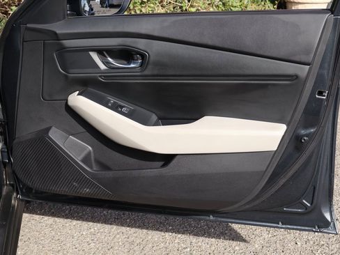 Used 2024 Honda Accord EX image 40