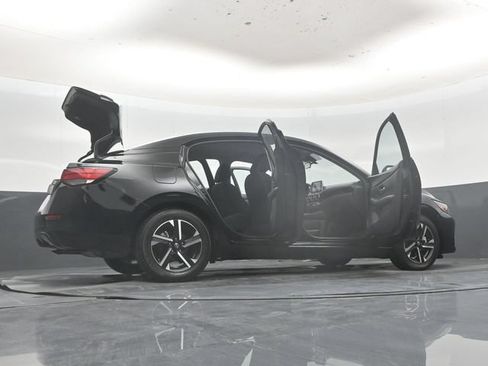 Used 2025 Nissan Sentra SV FWD image 59
