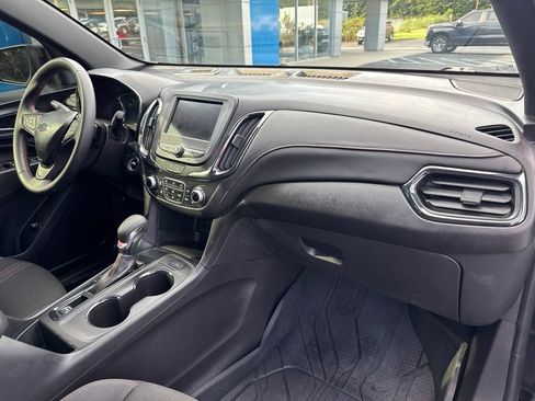 Used 2024 Chevrolet Equinox RS FWD image 11