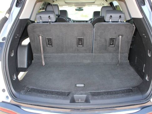Used 2020 Buick Enclave Essence AWD/4WD image 20