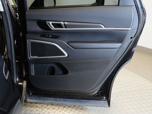 Used 2022 Kia Telluride S FWD image 31