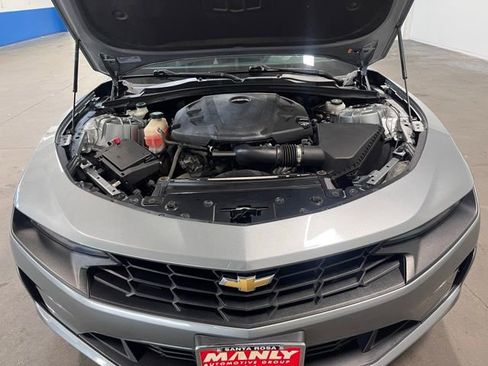 Used 2023 Chevrolet Camaro LT image 9