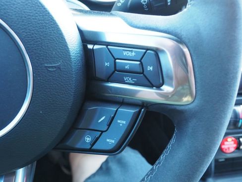 Used 2016 Ford Mustang Shelby GT350 w/ Technology Package image 26