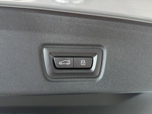 Certified 2025 BMW i4 xDrive40i w/ M Sport Package image 28