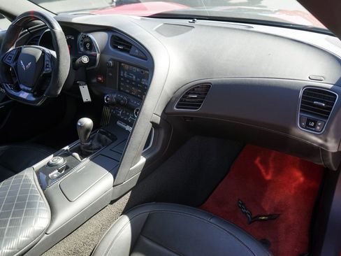 Used 2018 Chevrolet Corvette Grand Sport image 18