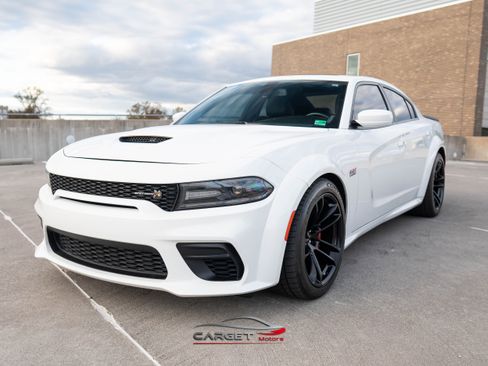 Used 2020 Dodge Charger Scat Pack image 3