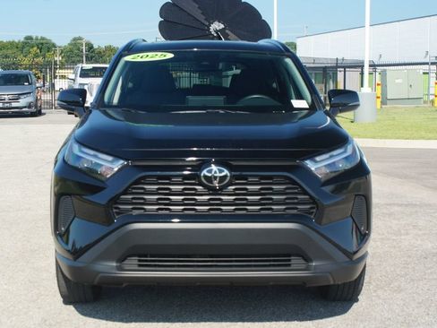 Used 2025 Toyota RAV4 XLE AWD/4WD image 24