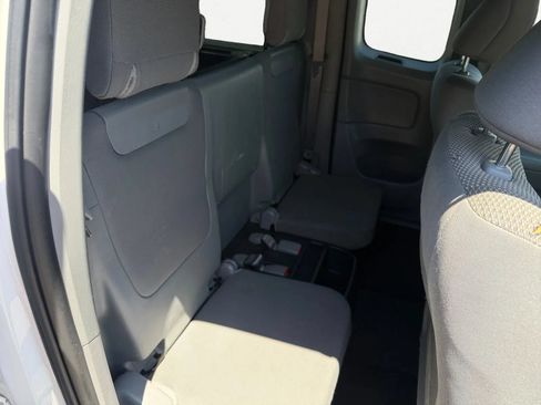 Used 2013 Toyota Tacoma 2WD Access Cab image 24