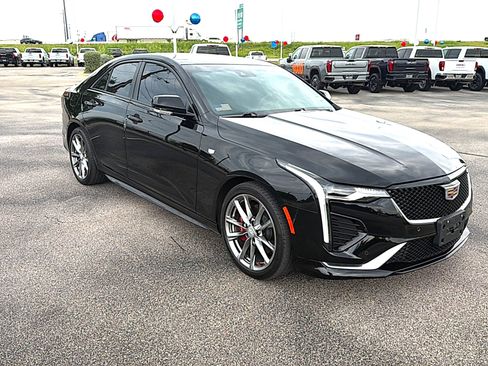 Used 2024 Cadillac CT4 Sport RWD image 3