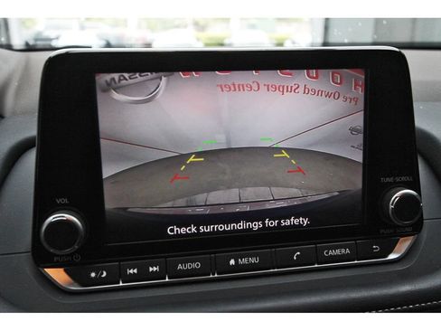 Used 2023 Nissan Rogue SV w/ SV Premium B Package FWD image 11