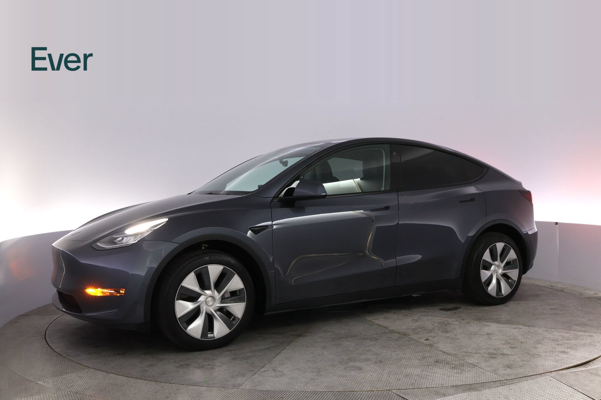 Used 2023 Tesla Model Y Long Range AWD/4WD image 18