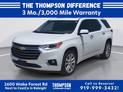 Used 2019 Chevrolet Traverse Premier w/ Driver Confidence II Package FWD image 7