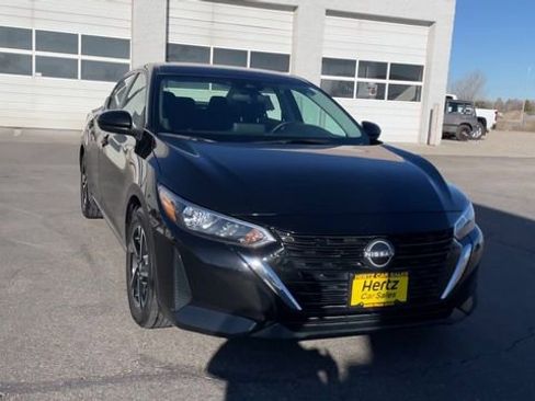 Used 2024 Nissan Sentra SV image 4