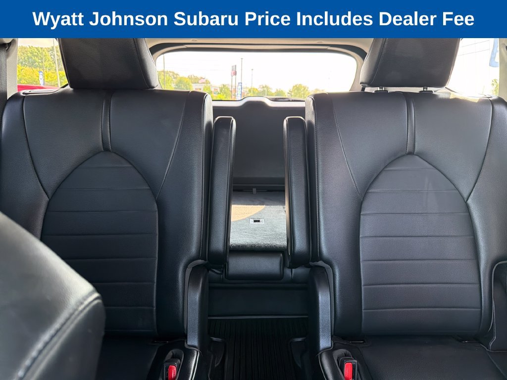 Used 2021 Toyota Highlander XLE AWD/4WD image 33