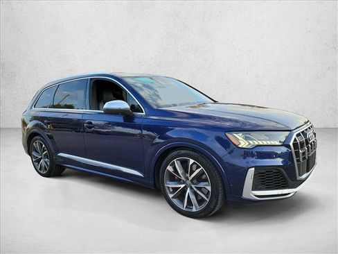 Used 2021 Audi SQ7 Premium Plus w/ Driver Assistance Package AWD/4WD image 3