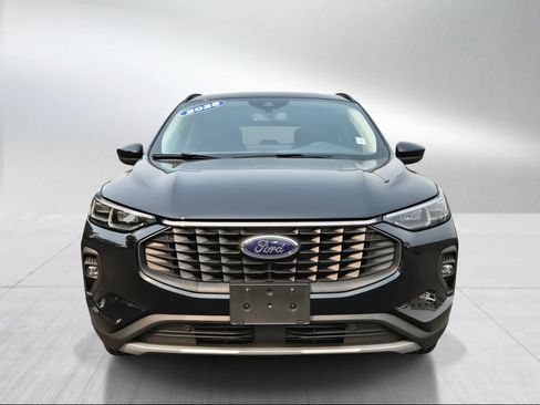 Used 2025 Ford Escape Platinum AWD/4WD image 8