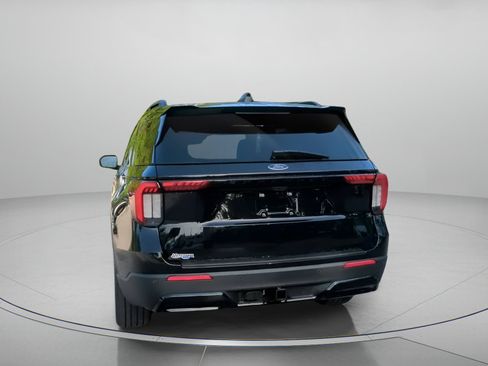 New 2026 Ford Explorer ST-Line w/ ST-Line Street Pack RWD image 26